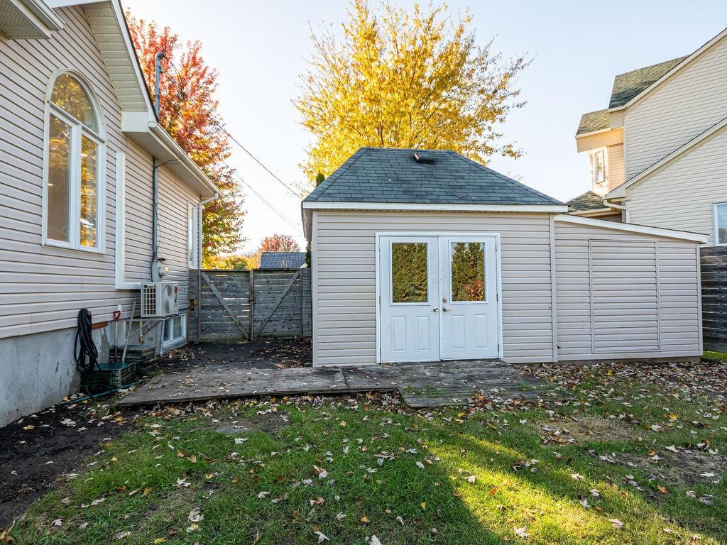 









210


Place Roy

,
Saint-Zotique,




QC
J0P1Z0


