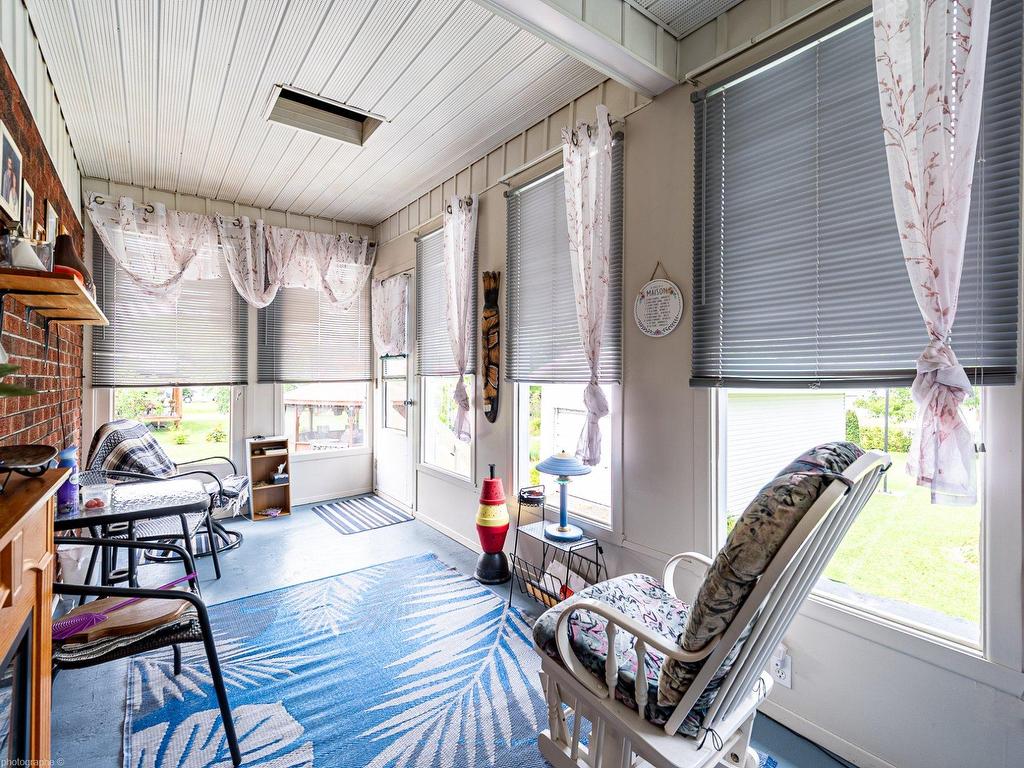 









220


Rue St-Jean

,
Sainte-Thècle,




QC
G0X3G0

