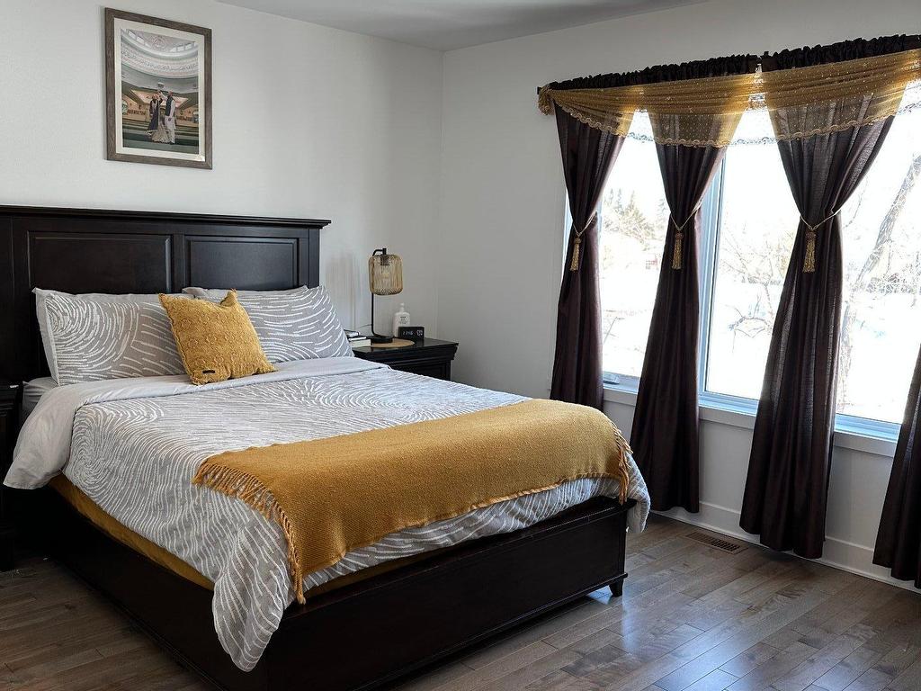 









13371


Boul. Gouin O.

,
Montréal (Pierrefonds-Roxboro),




QC
H8Z1X5

