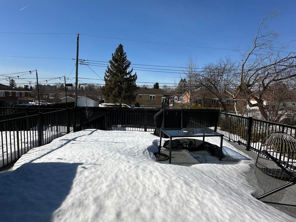 









13371


Boul. Gouin O.

,
Montréal (Pierrefonds-Roxboro),




QC
H8Z1X5

