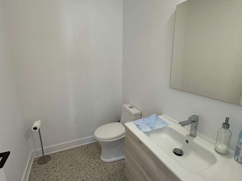 









13371


Boul. Gouin O.

,
Montréal (Pierrefonds-Roxboro),




QC
H8Z1X5

