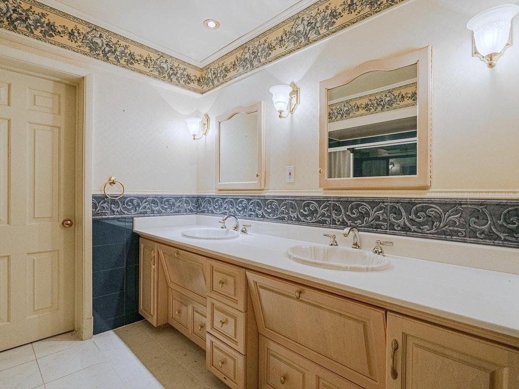 









405


Rue Victoria

,
Sherbrooke (Les Nations),




QC
J1H3J3

