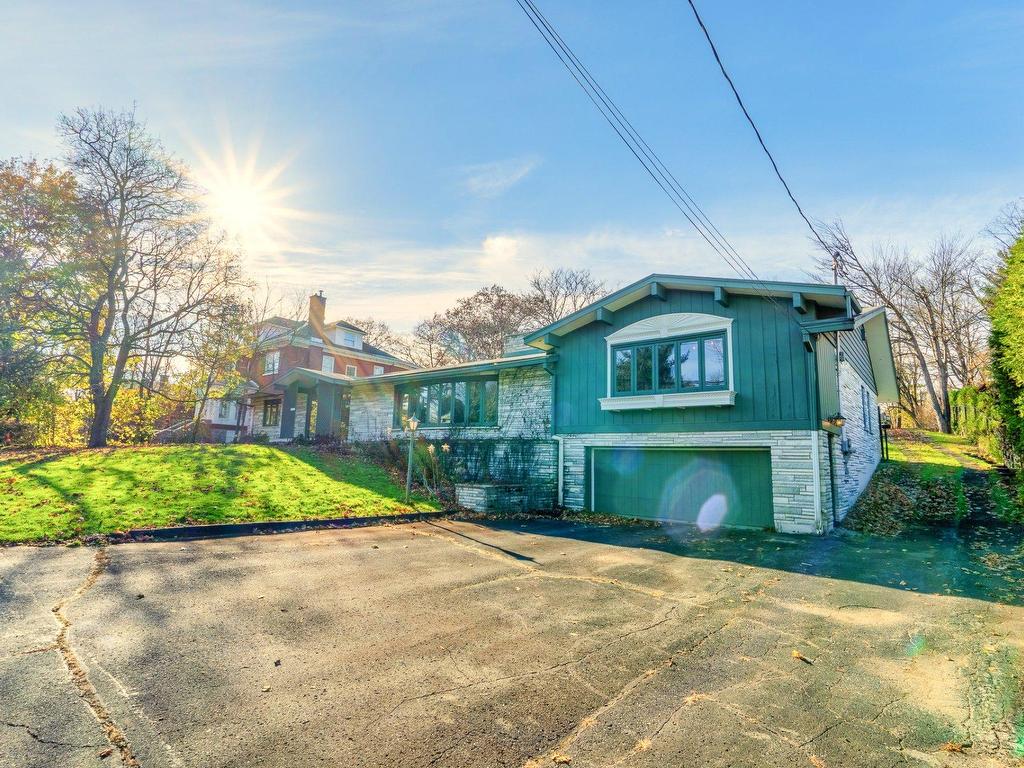 









405


Rue Victoria

,
Sherbrooke (Les Nations),




QC
J1H3J3

