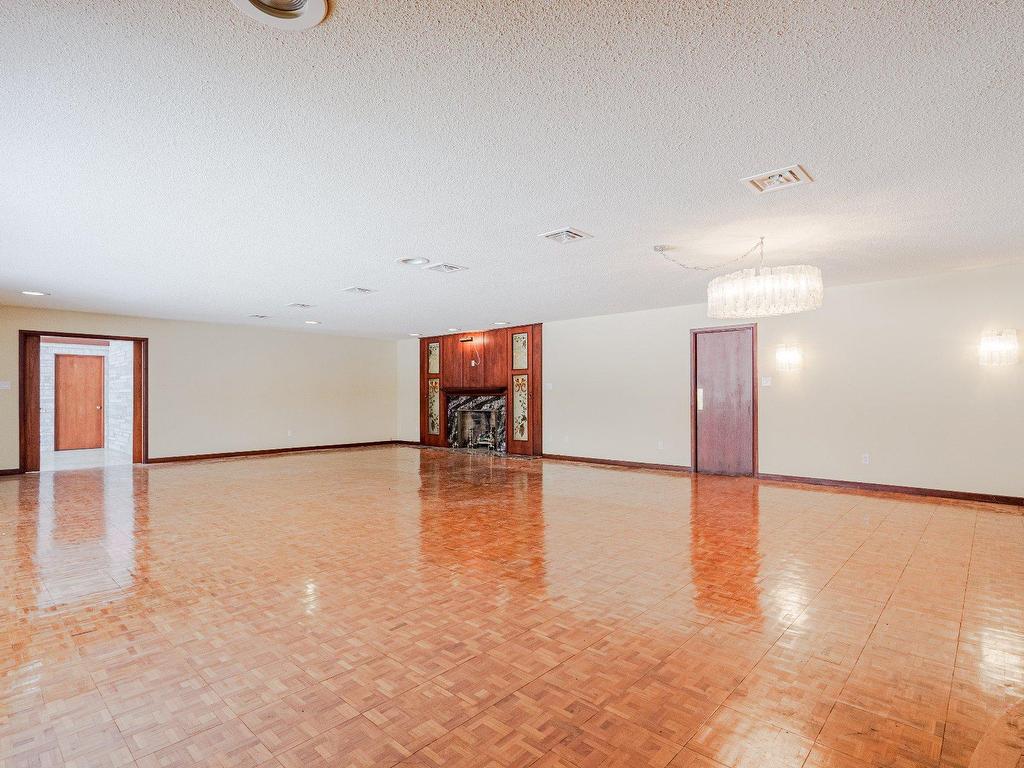 









405


Rue Victoria

,
Sherbrooke (Les Nations),




QC
J1H3J3

