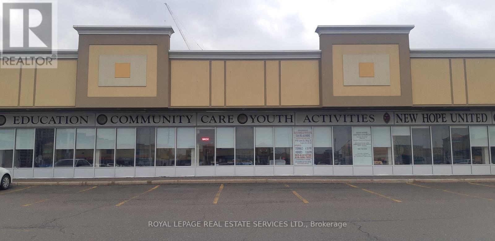 












37 - 9100 JANE STREET

,
Vaughan,




Ontario
L4K0A4

