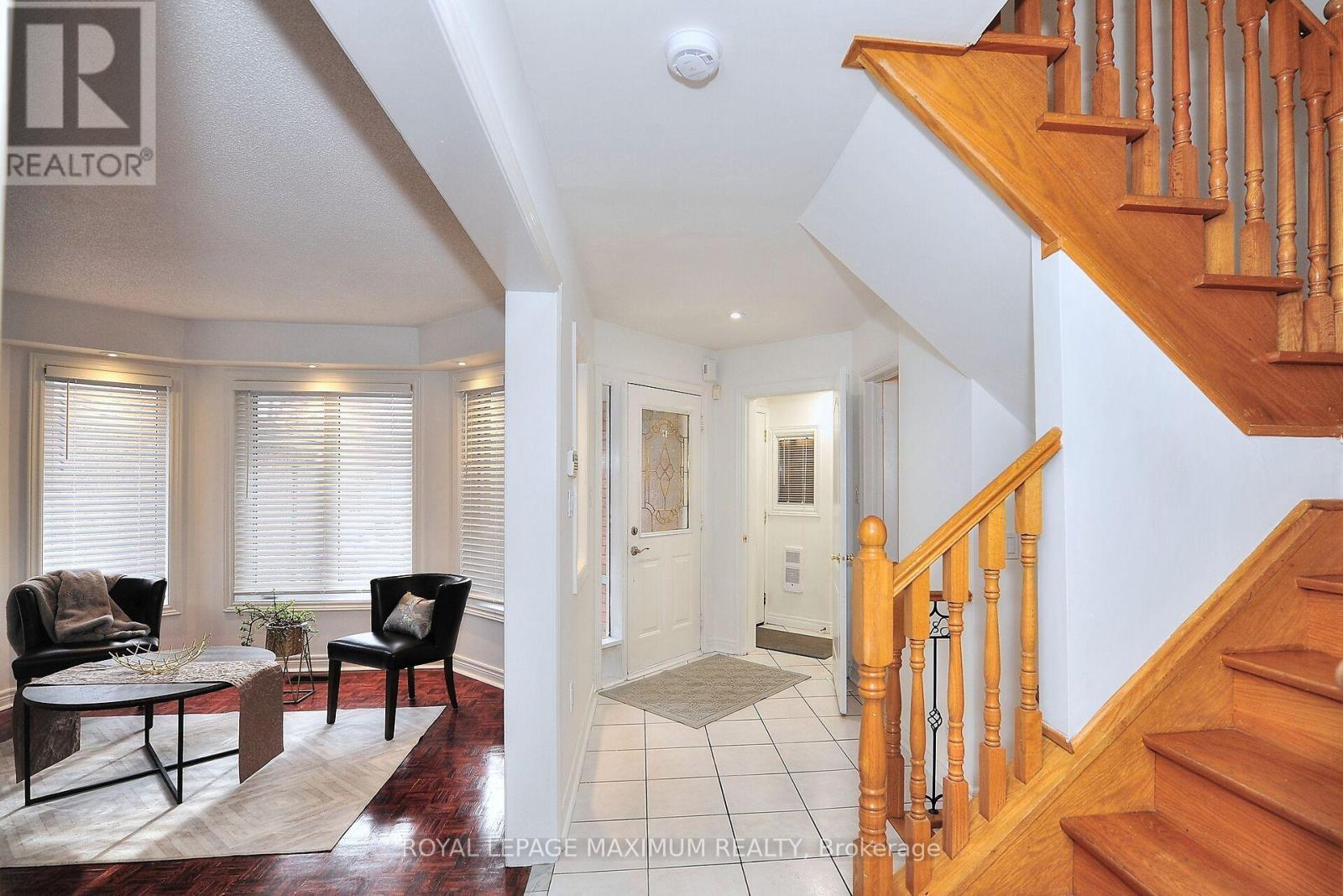 












141 PANORAMA CRESCENT

,
Vaughan,




Ontario
L4H1J9

