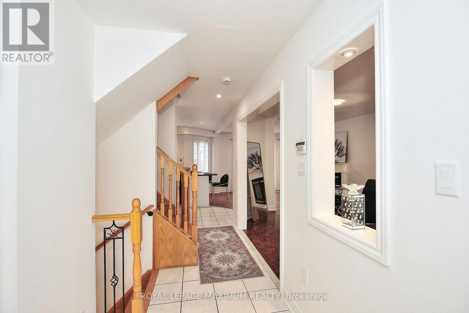 












141 PANORAMA CRESCENT

,
Vaughan,




Ontario
L4H1J9

