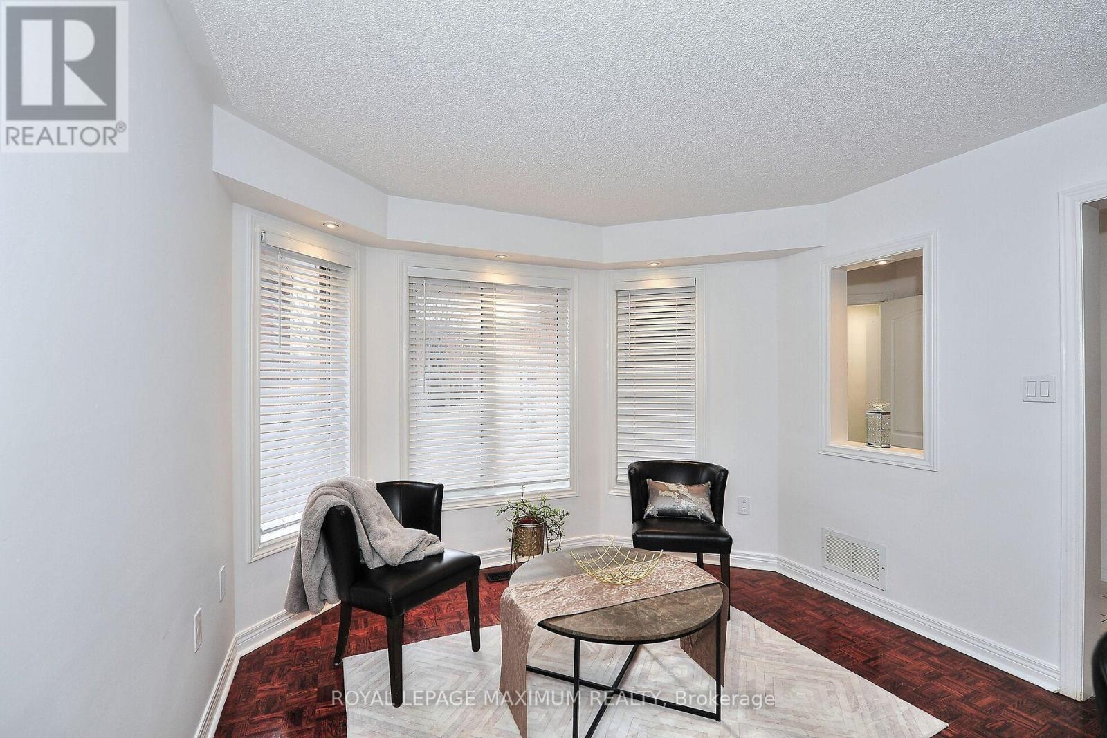 












141 PANORAMA CRESCENT

,
Vaughan,




Ontario
L4H1J9

