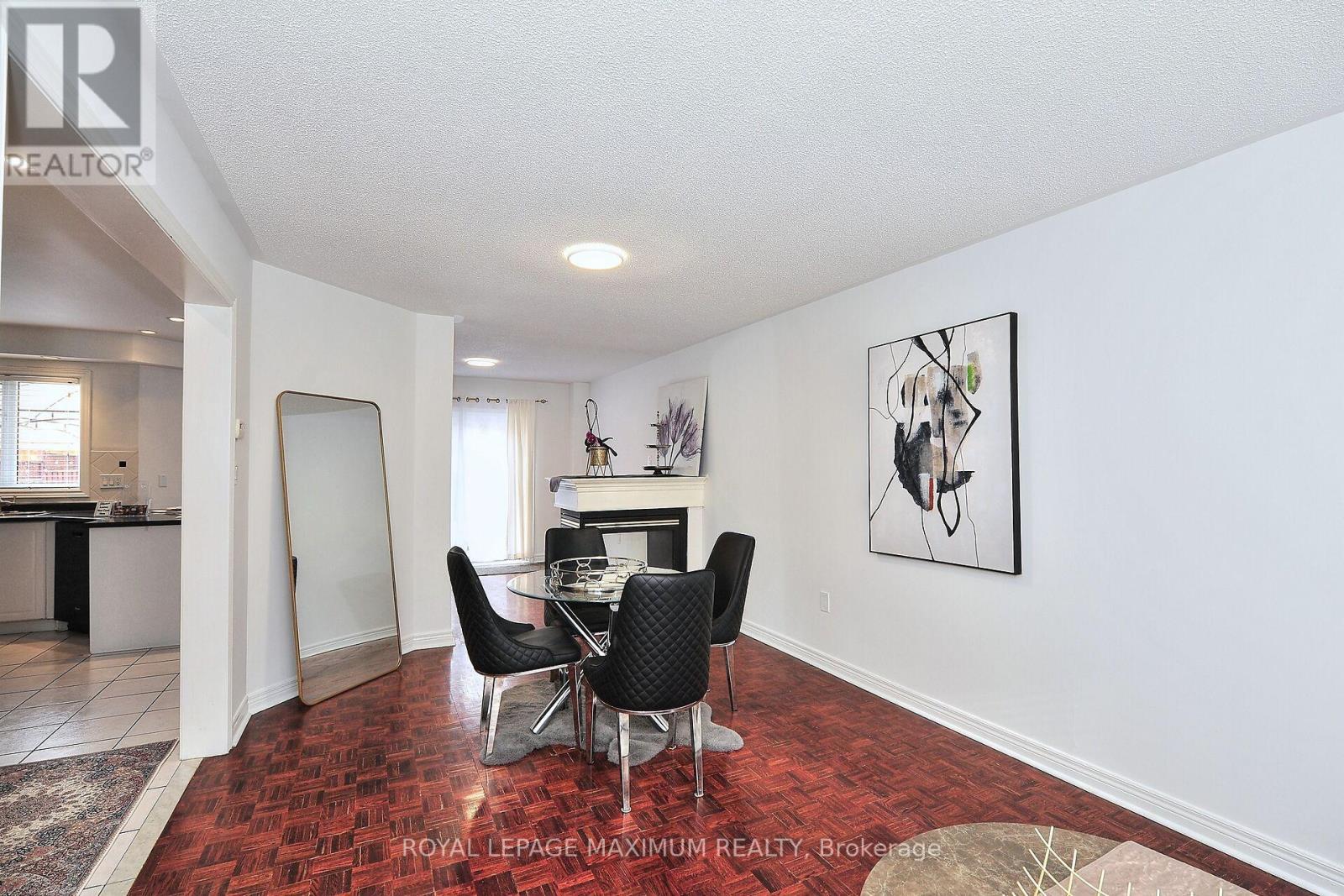 












141 PANORAMA CRESCENT

,
Vaughan,




Ontario
L4H1J9

