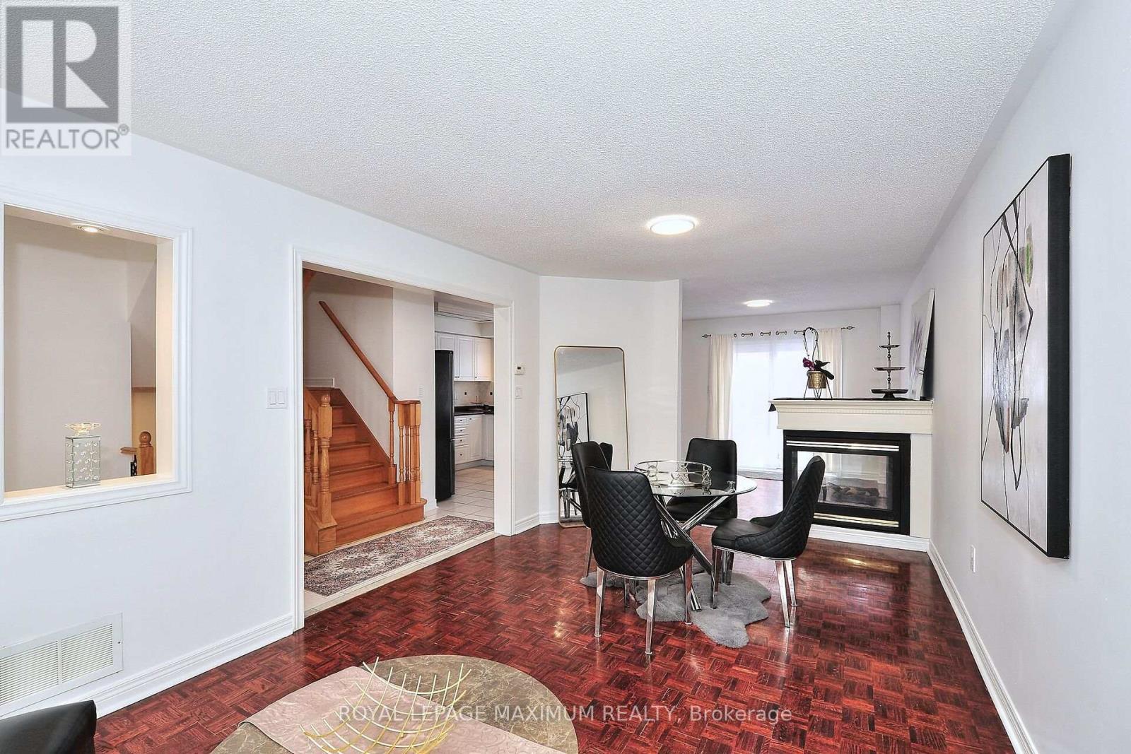 












141 PANORAMA CRESCENT

,
Vaughan,




Ontario
L4H1J9

