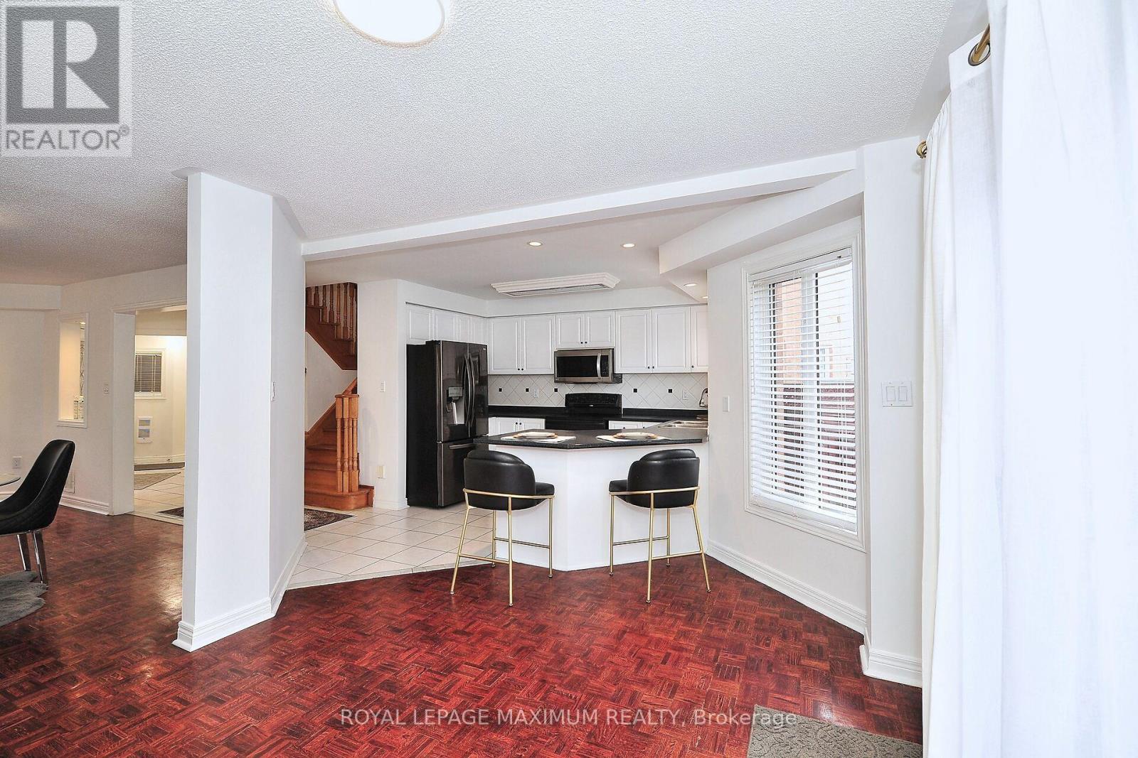 












141 PANORAMA CRESCENT

,
Vaughan,




Ontario
L4H1J9

