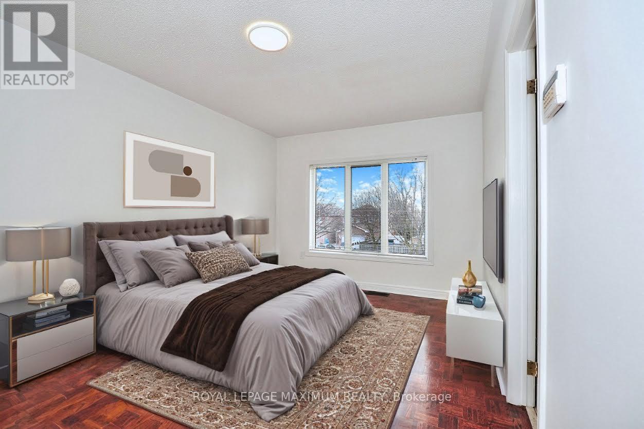 












141 PANORAMA CRESCENT

,
Vaughan,




Ontario
L4H1J9

