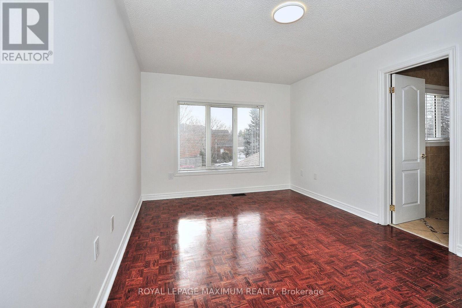 












141 PANORAMA CRESCENT

,
Vaughan,




Ontario
L4H1J9

