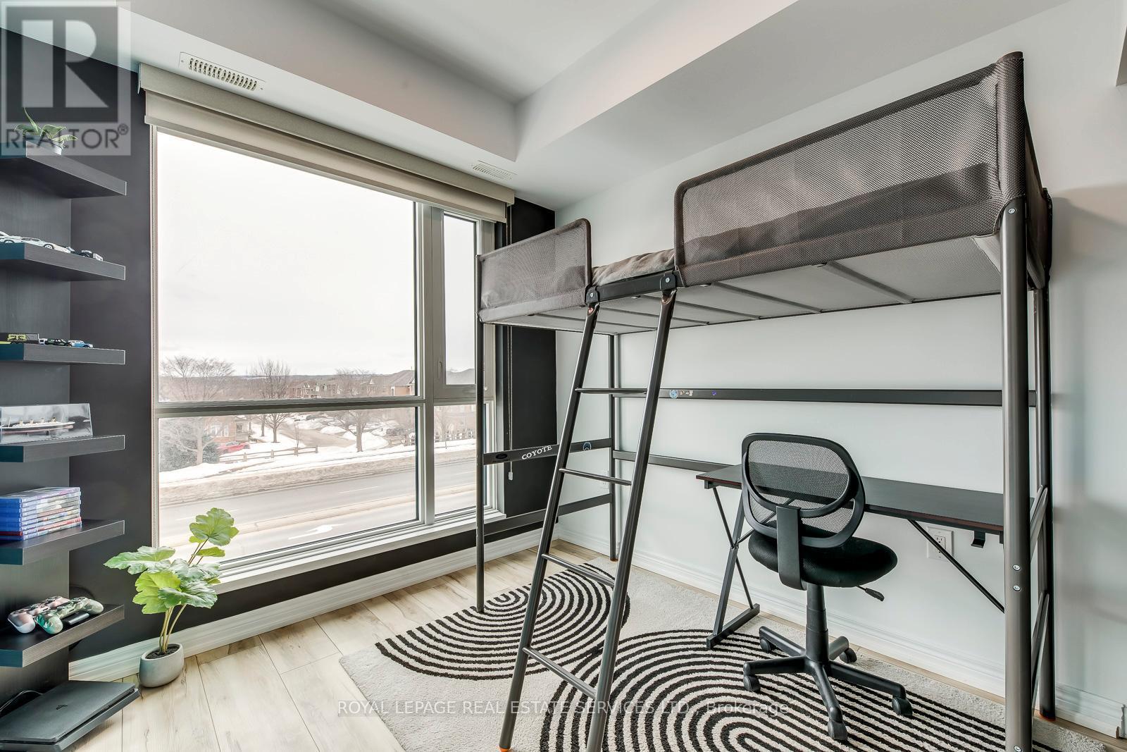 












302 - 2393 BRONTE ROAD

,
Oakville,




Ontario
L6M1P5

