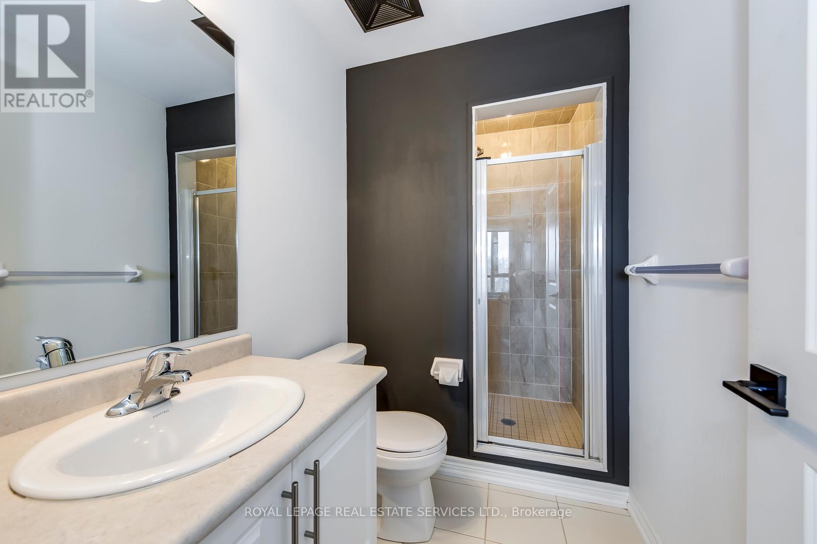 












302 - 2393 BRONTE ROAD

,
Oakville,




Ontario
L6M1P5

