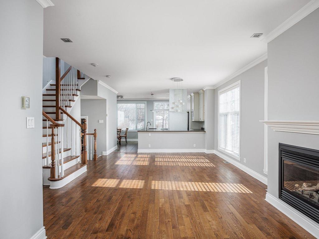 









4363


Boul. Décarie

,
Montréal (Côte-des-Neiges/Notre-Dame-de-Grâce),




QC
H4A3K4

