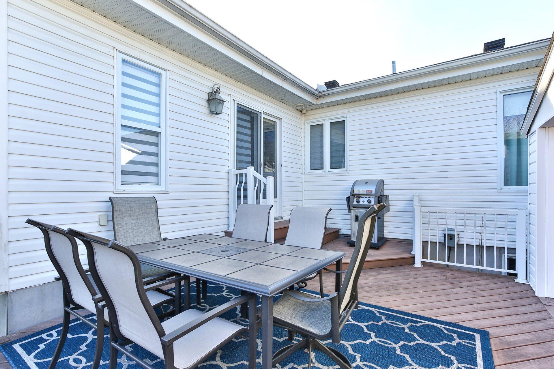 









290


Rue Baillargeon

,
Saint-Jean-sur-Richelieu,




QC
J2W2E7

