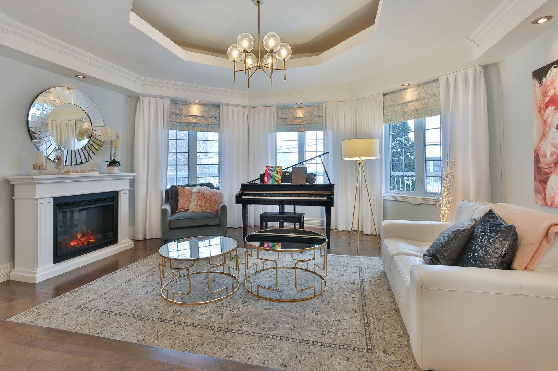 









290


Rue Baillargeon

,
Saint-Jean-sur-Richelieu,




QC
J2W2E7

