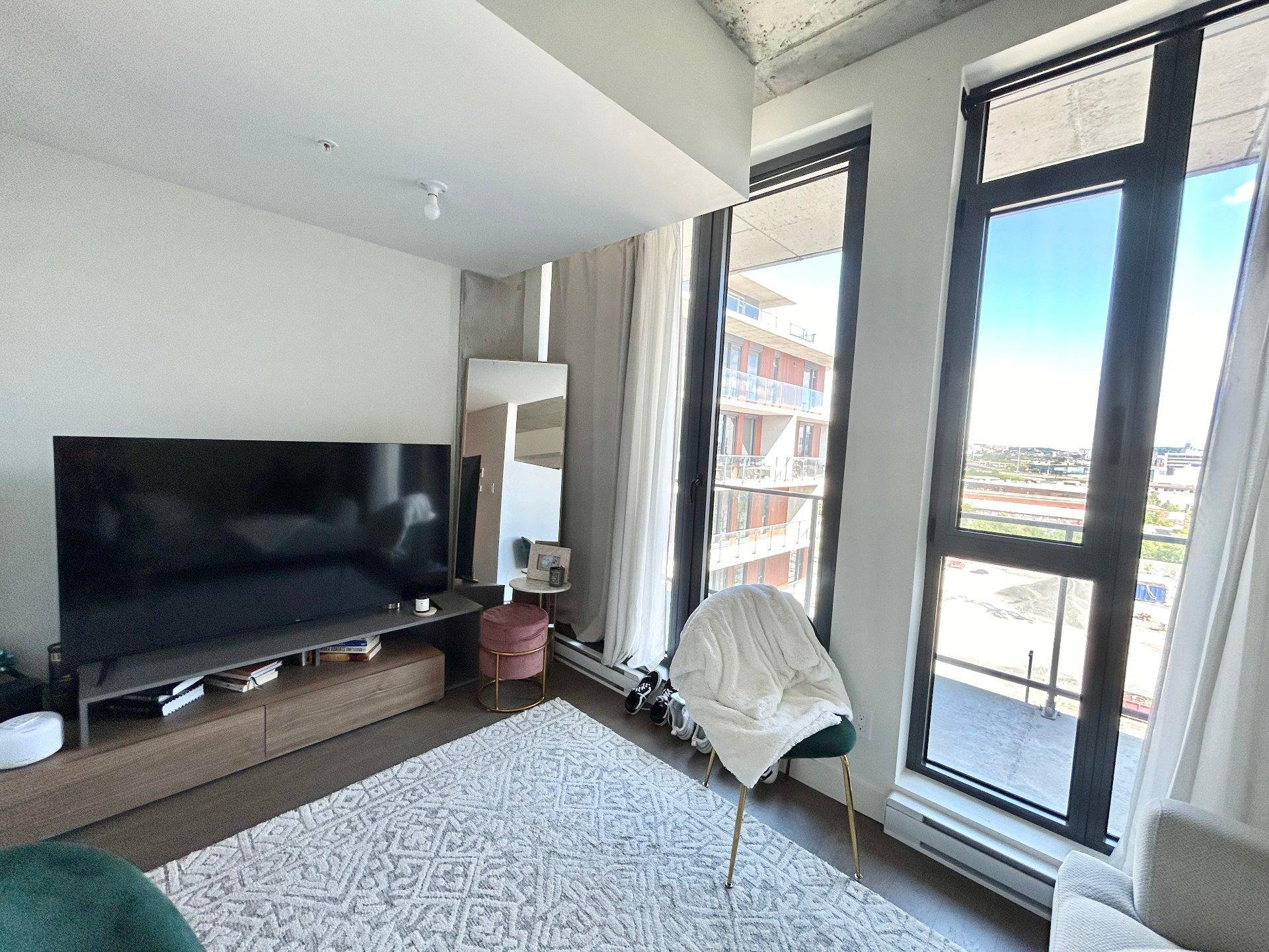 









200


Boul. Marcel-Laurin

, 612,
Montréal (Saint-Laurent),




QC
H4M2L4

