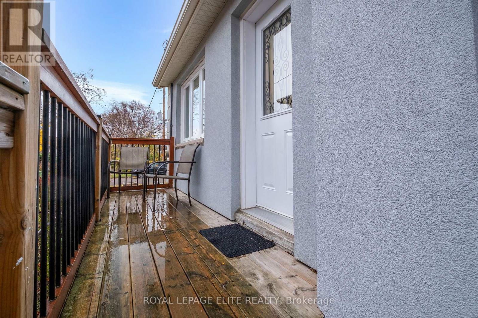 












6 LACHINE COURT

,
Toronto,




Ontario
M9C4A5


