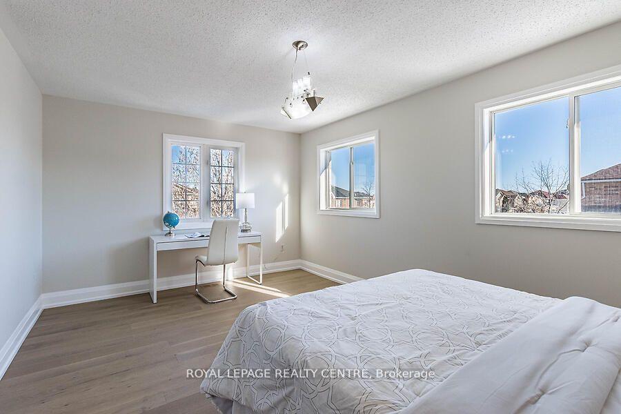 









3


Lake Louise

Drive,
Brampton,




ON
L6X 4W5

