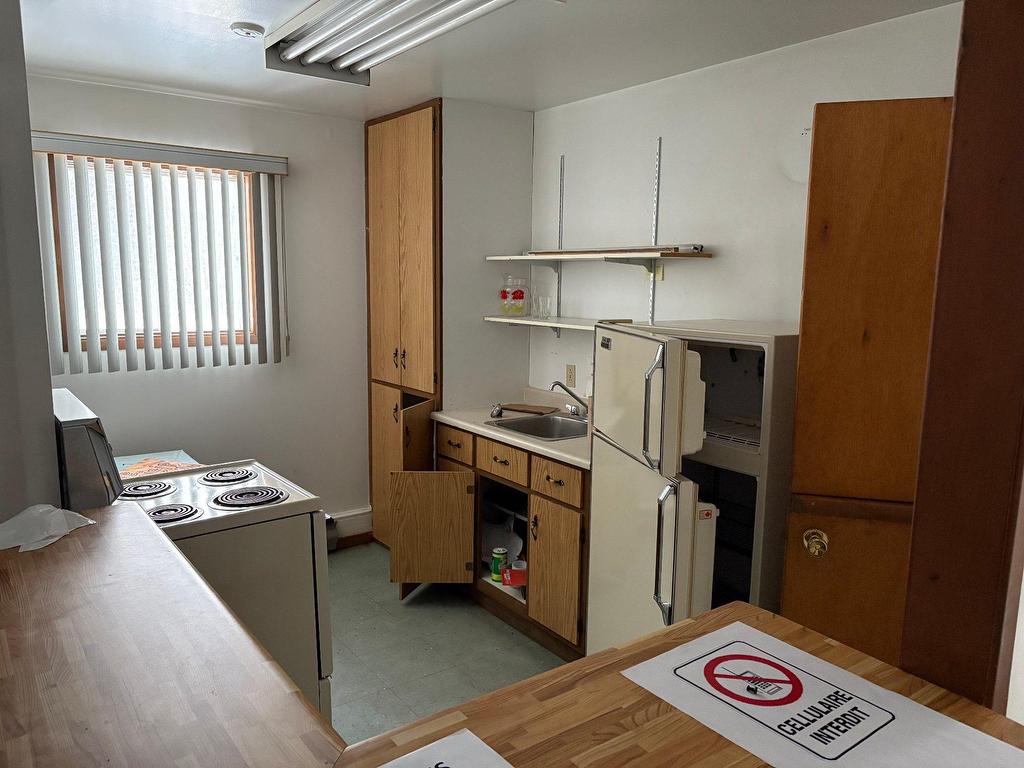 









4457


Route 155

,
Trois-Rives,




QC
G0X2C0

