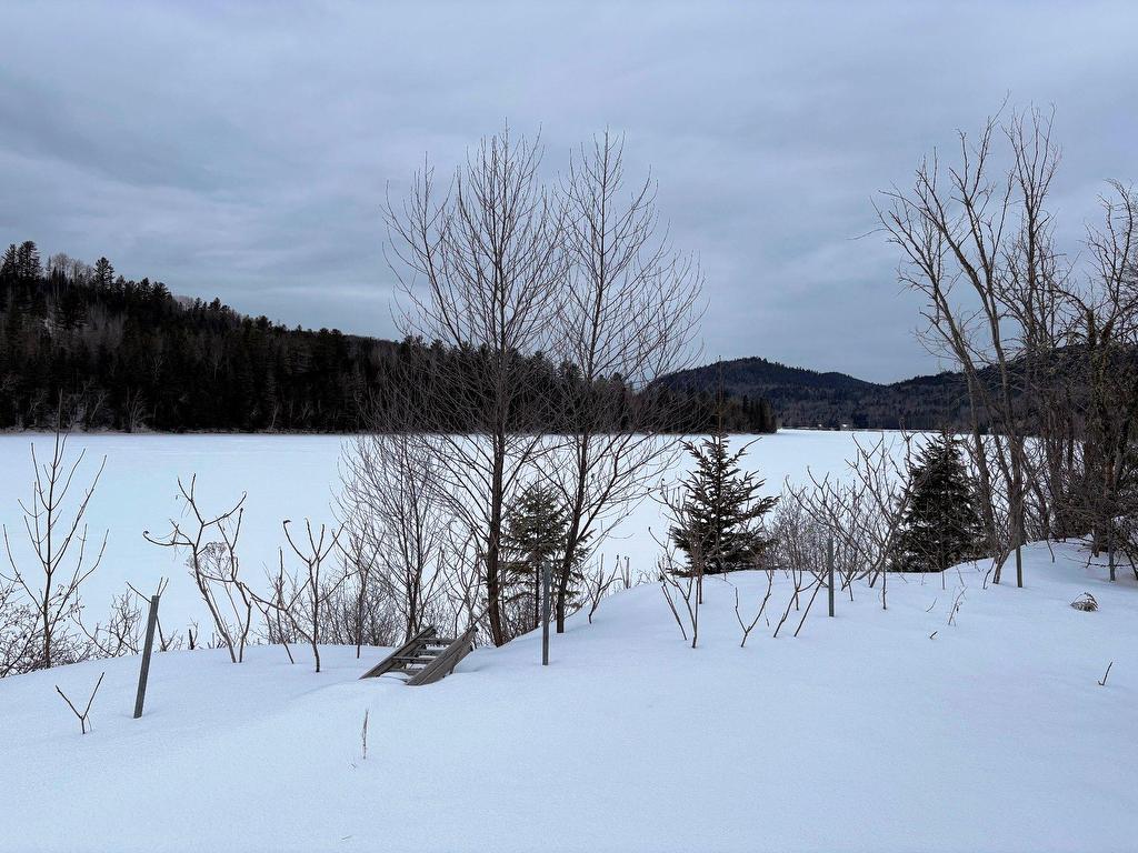 









4457


Route 155

,
Trois-Rives,




QC
G0X2C0


