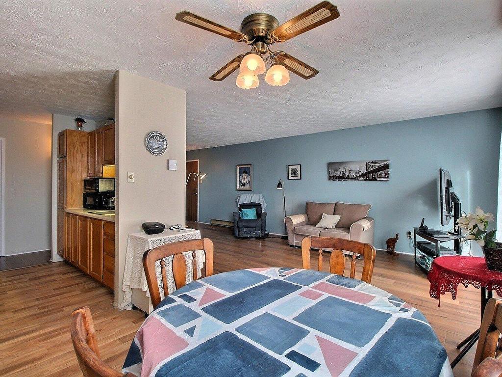 









880


Rue de Nemours

, 27,
Québec (Charlesbourg),




QC
G1H7B3

