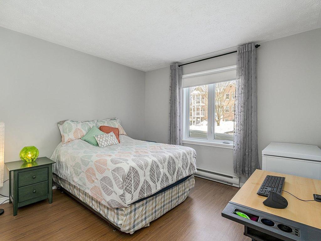 









915


Rue Jovette-Bernier

, 102,
Sherbrooke (Les Nations),




QC
J1J4M1

