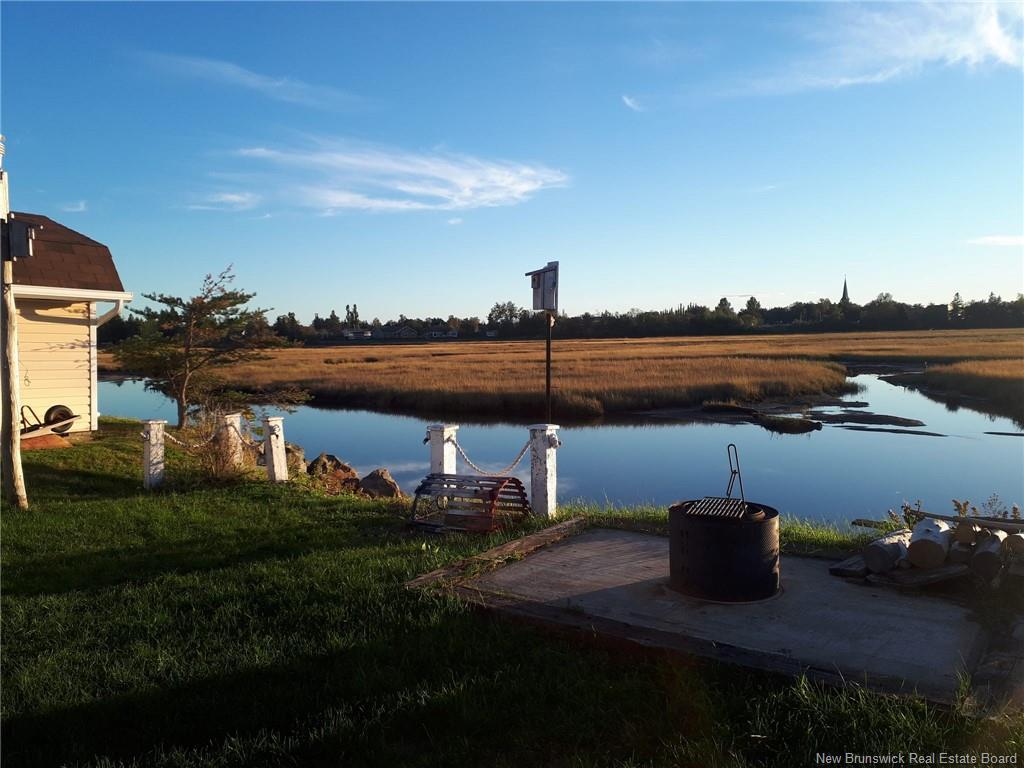 









778


John Cormier

,
Beresford,




NB
E8K 1W1


