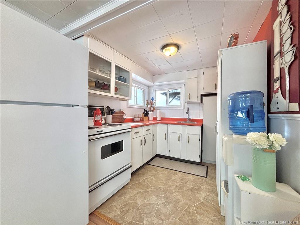 









778


John Cormier

,
Beresford,




NB
E8K 1W1

