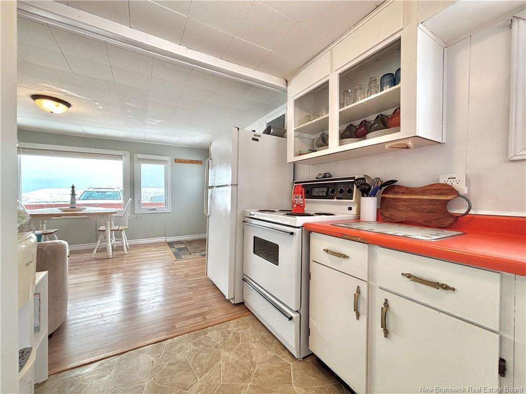









778


John Cormier

,
Beresford,




NB
E8K 1W1

