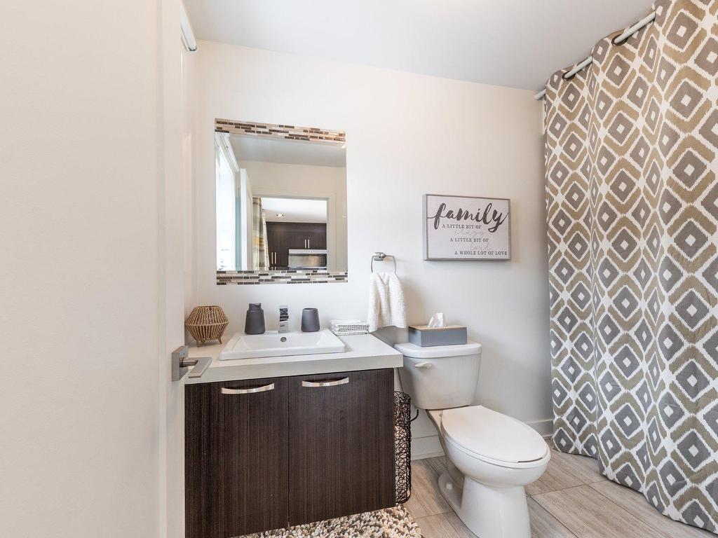 









221


Rue du Grenadier

,
Saint-Constant,




QC
J5A0L1

