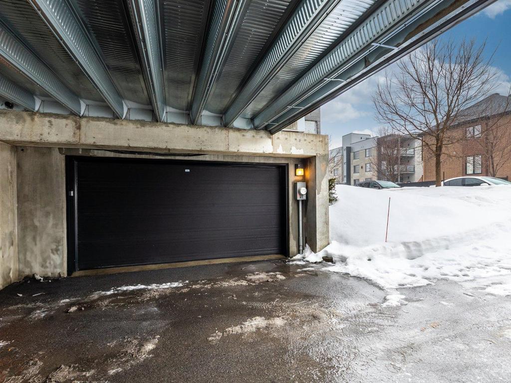 









221


Rue du Grenadier

,
Saint-Constant,




QC
J5A0L1

