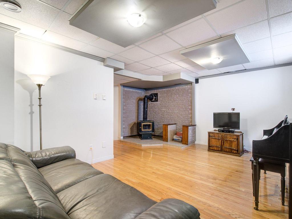 









1023


Rue Molière

,
Repentigny (Repentigny),




QC
J5Y3Y8

