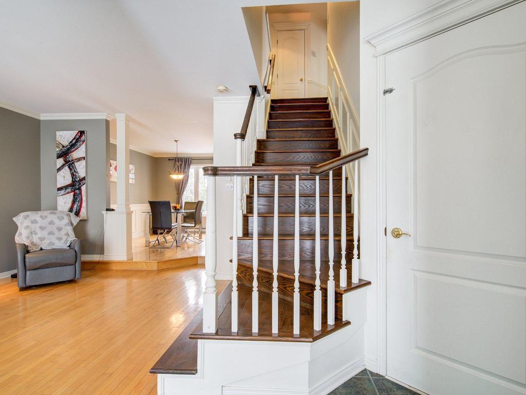 









1023


Rue Molière

,
Repentigny (Repentigny),




QC
J5Y3Y8

