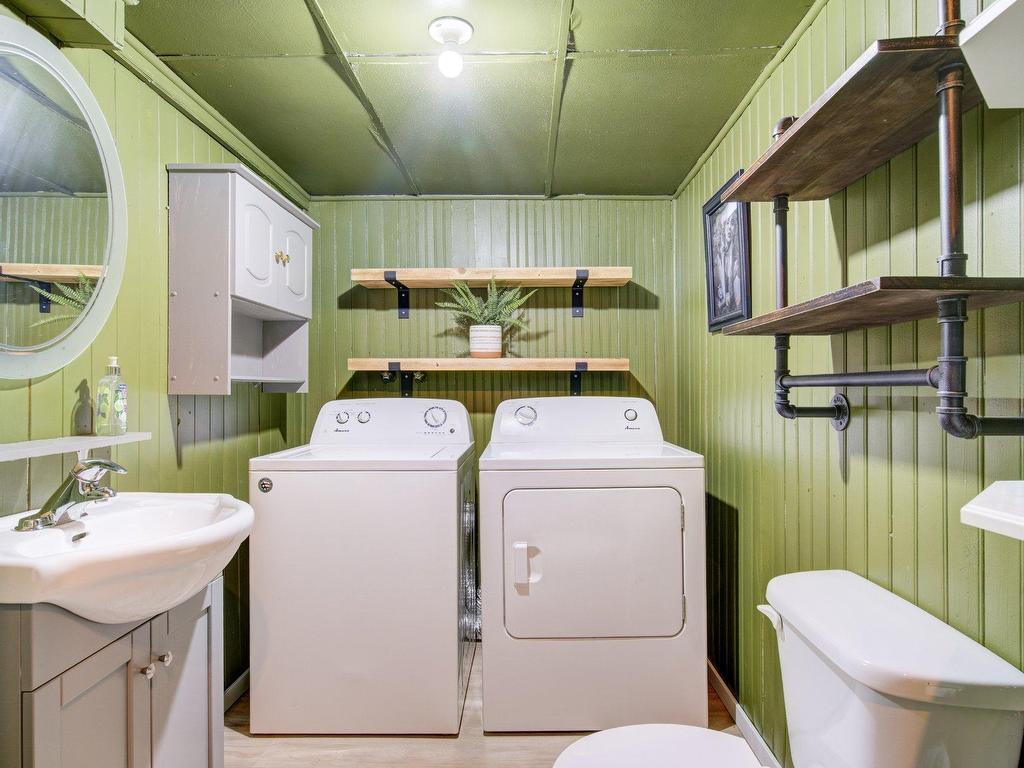 









584


Rue Marie-Goupil

,
Lachenaie (Terrebonne),




QC
J6V1K2

