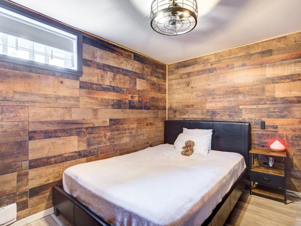 









584


Rue Marie-Goupil

,
Lachenaie (Terrebonne),




QC
J6V1K2

