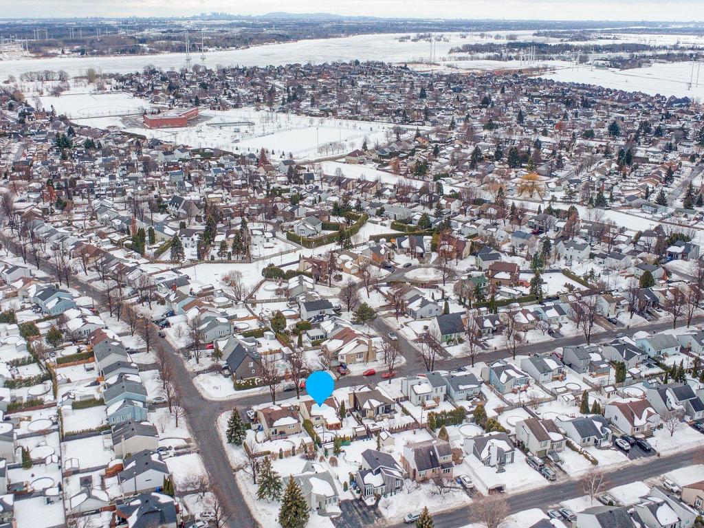 









584


Rue Marie-Goupil

,
Lachenaie (Terrebonne),




QC
J6V1K2

