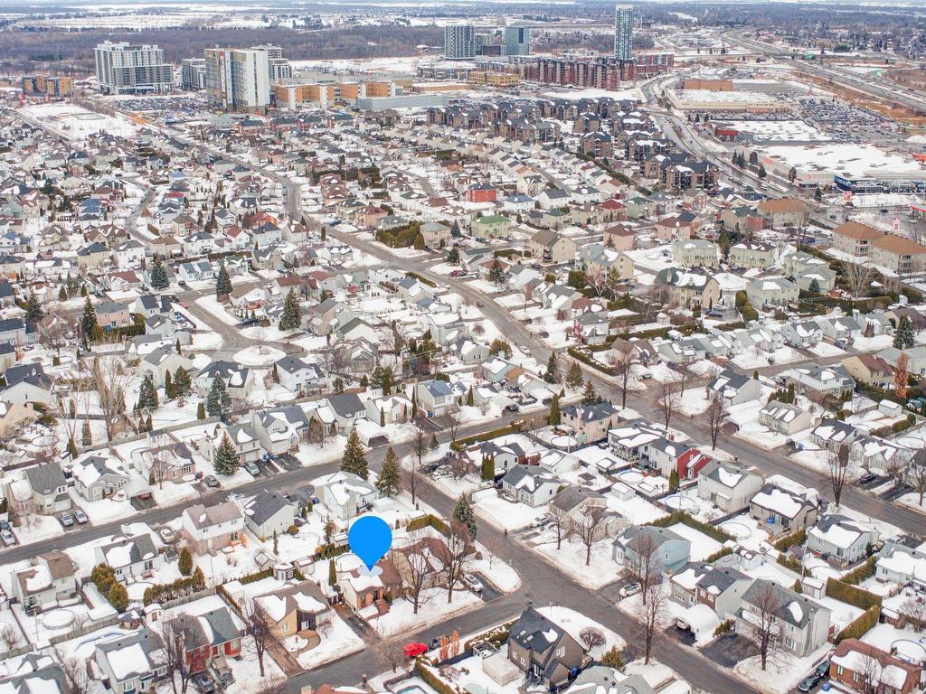 









584


Rue Marie-Goupil

,
Lachenaie (Terrebonne),




QC
J6V1K2

