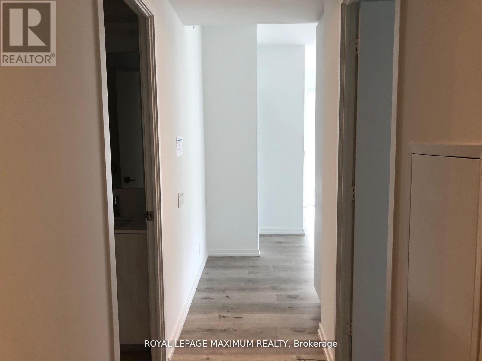












4102 - 7890 JANE STREET

,
Vaughan,




Ontario
L4K0K9

