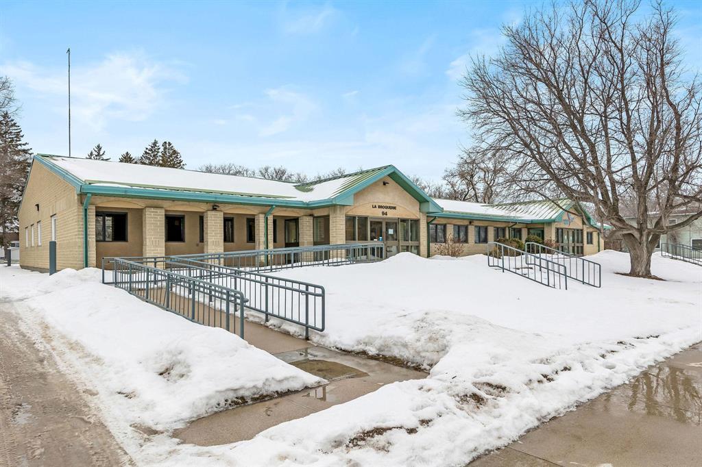












94 Principale Street

,
La Broquerie,




Manitoba
R0A0W0

