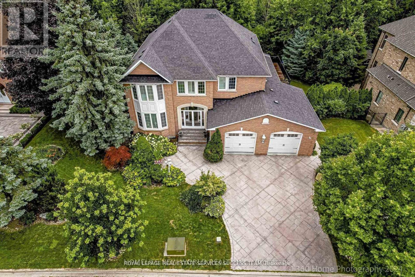 












37 HEATHERWOOD CRESCENT

,
Markham,




Ontario
L3R8W6

