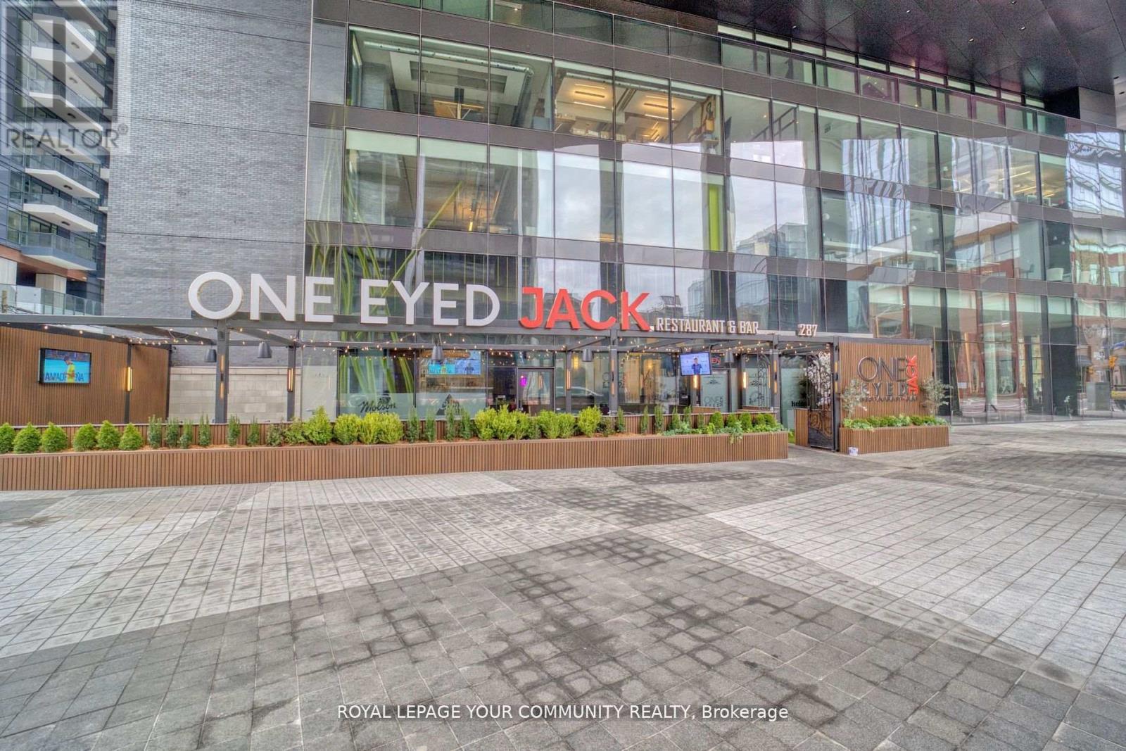 












1711 - 330 RICHMOND STREET W

,
Toronto,




Ontario
M5V1X2

