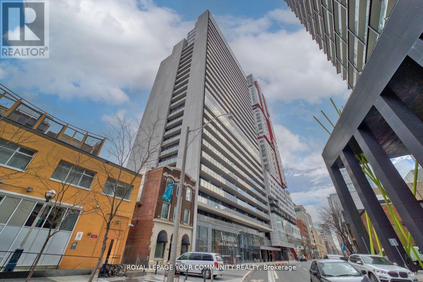 












1711 - 330 RICHMOND STREET W

,
Toronto,




Ontario
M5V1X2


