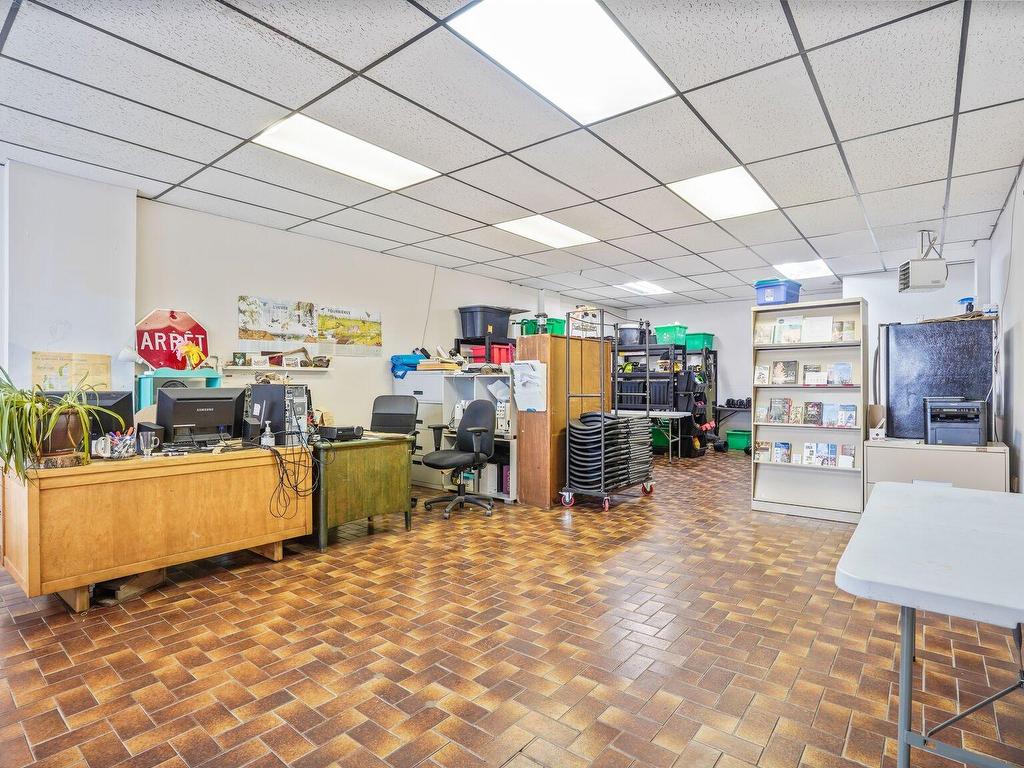 









6751

 - 6759


Rue Beaubien E.

,
Montréal (Mercier/Hochelaga-Maisonneuve),




QC
H1M3B2

