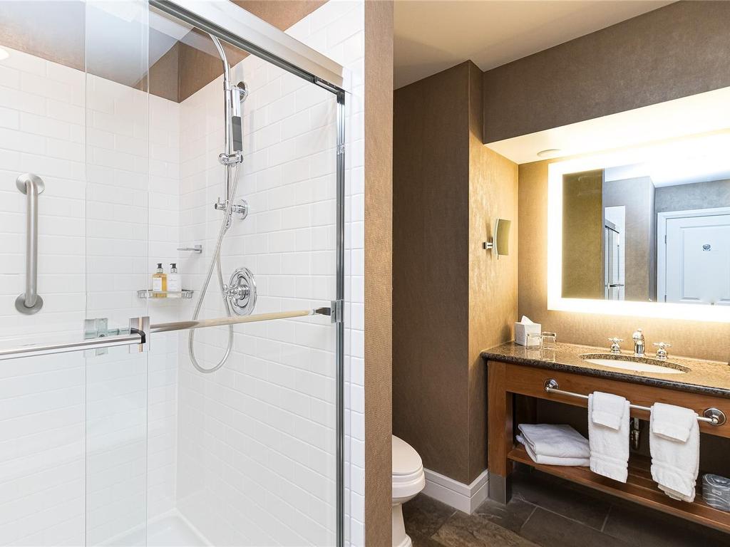 









1376


Lynburne

Pl, 113/115 D,
Langford,




BC
V9B 6S1

