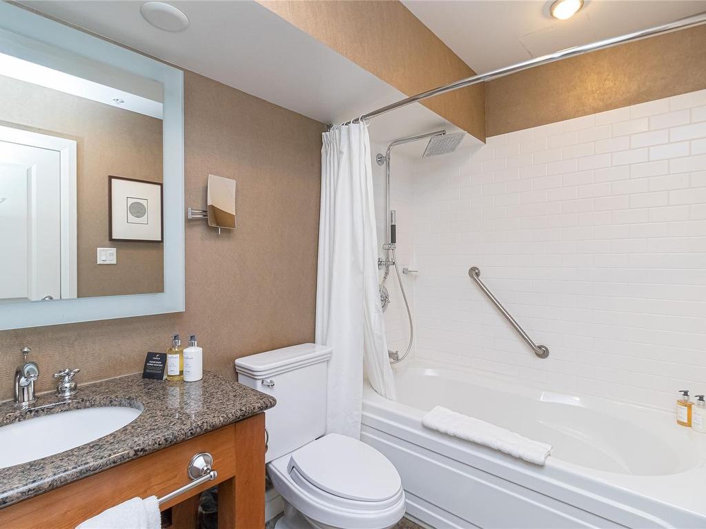 









1376


Lynburne

Pl, 113/115 D,
Langford,




BC
V9B 6S1

