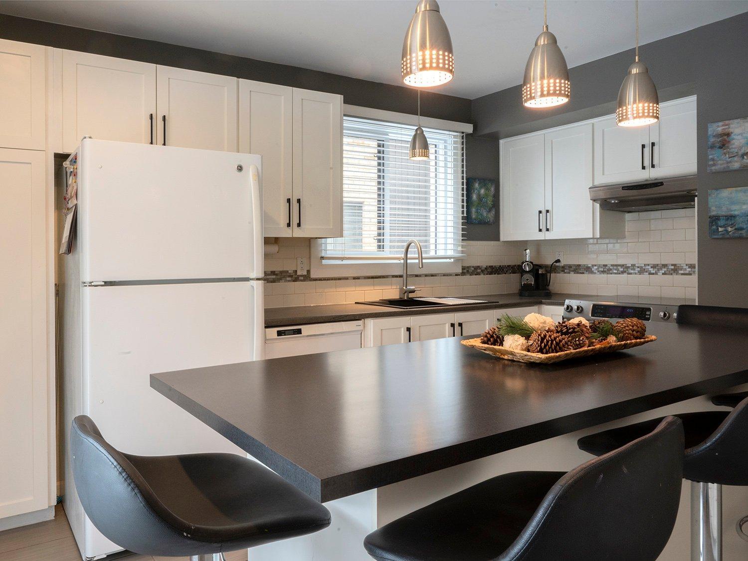 









10681


Av. Larose

,
Montréal (Ahuntsic-Cartierville),




QC
H2B3C4

