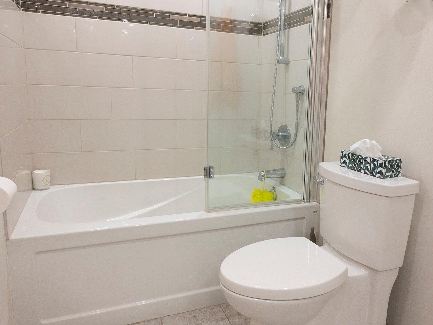 









10681


Av. Larose

,
Montréal (Ahuntsic-Cartierville),




QC
H2B3C4

